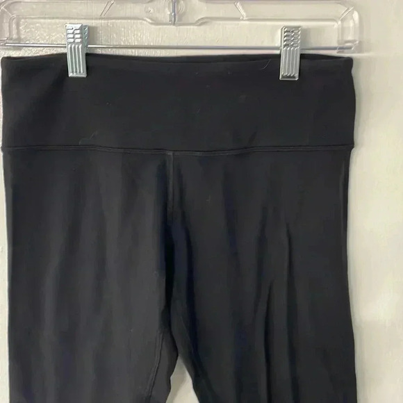 Lululemon wonder under crop - Picture 2 of 6